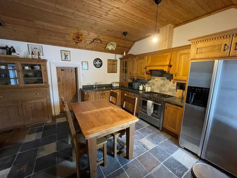 Hébergement de vacances John The Mills Spahot Tub Private